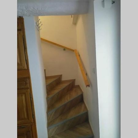 Petite Maisonnette D'Environ 25M2 Tout Confort Oraison Exteriér fotografie