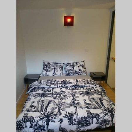 Petite Maisonnette D'Environ 25M2 Tout Confort Oraison Exteriér fotografie